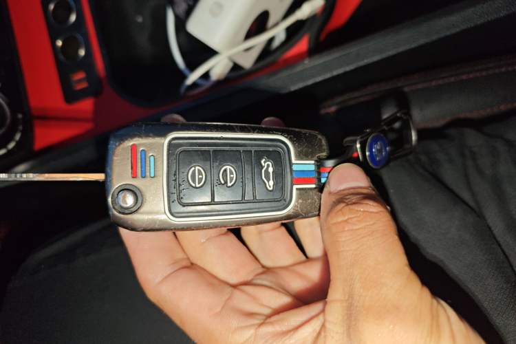 Used FAW Senya R7 2016 1.6L Manual Luxury Model