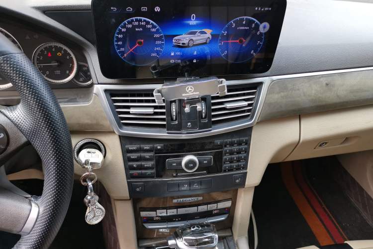 Used Mercedes-Benz E-Class 2010 E 200 CGI Elegant Model