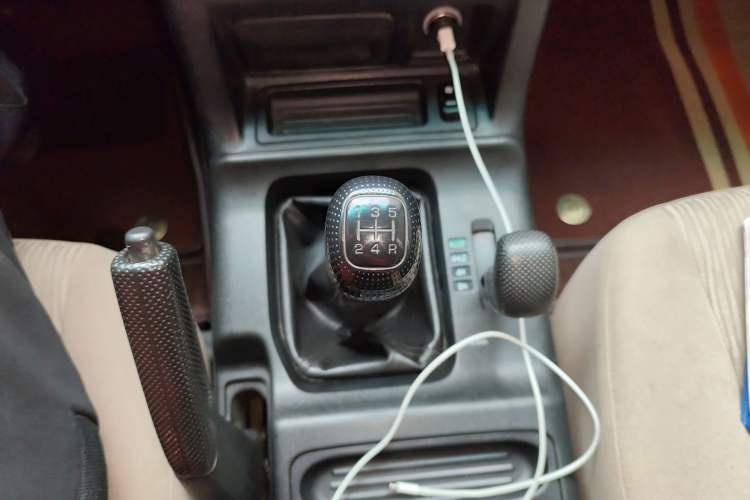 Used Mitsubishi Pajero 2008 V73 3.0L MT GL Gear Lever