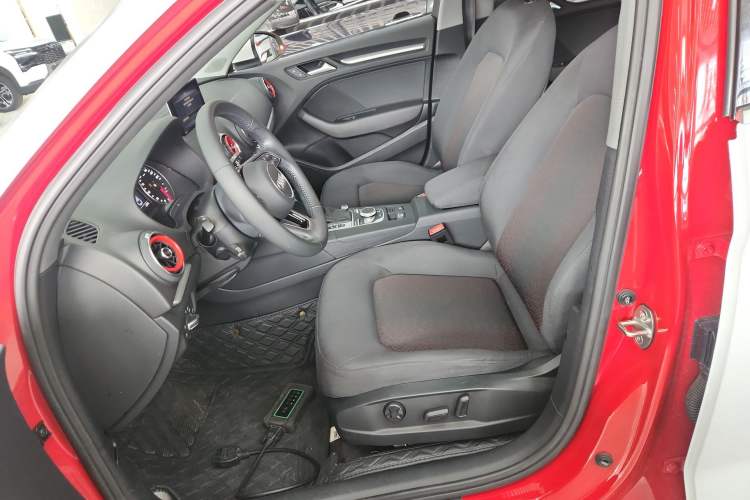 Used Audi A3 2020 Restyled Limousine 35 TFSI Ambition Version China VI
