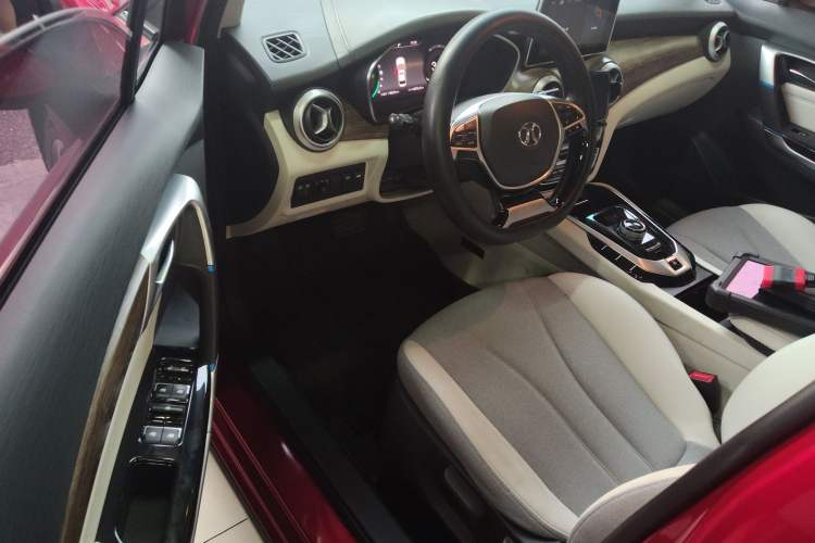 Used BAIC Beijing EU5 2018 R500 Smart Wind Edition
