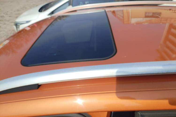 Used Volkswagen Polo 2014 1.6L Cross Polo Automatic
