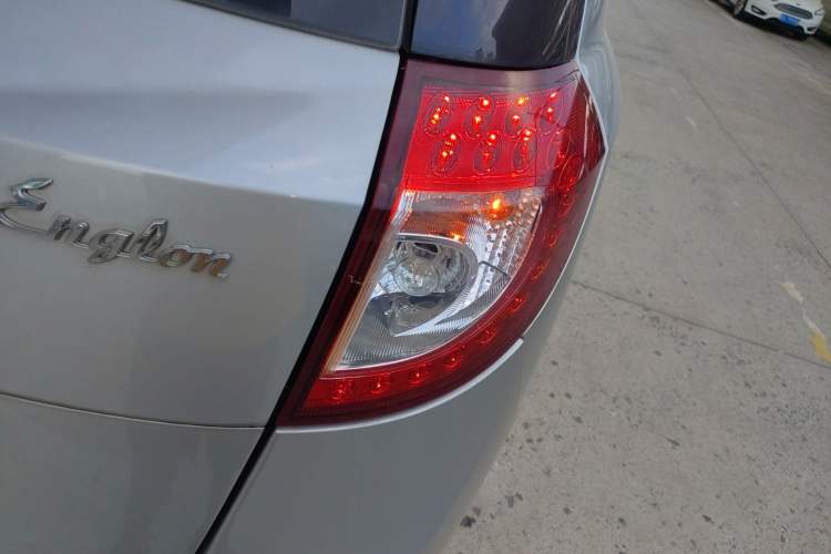 Used Geely Auto SX7 2013 2.0L Manual Elite Edition
