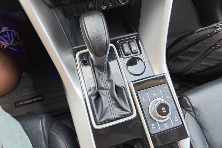 Used Mitsubishi Eclipse Cross 2018 1.5T CVT Two-Wheel Drive Dream Edition
