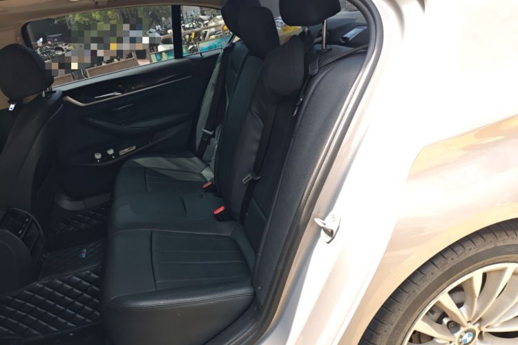 Used BMW 5 Series 2018 525Li Luxury Package
