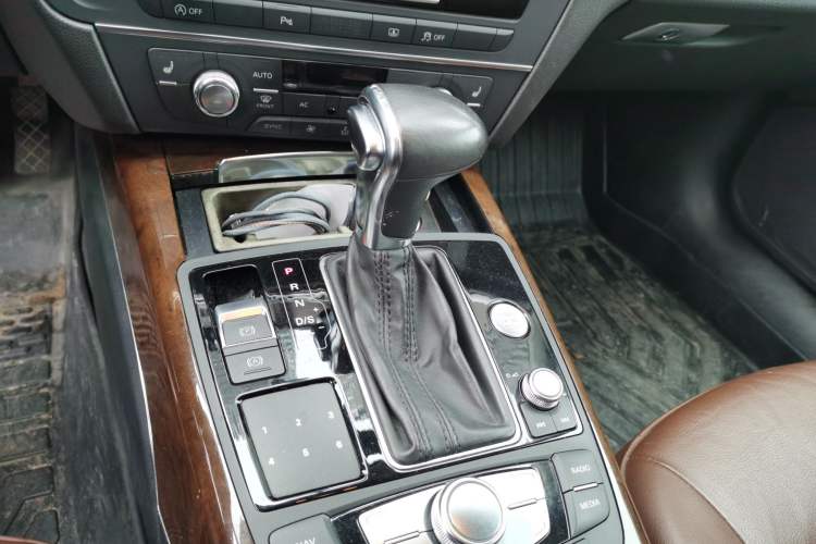 Used Audi A6L 2012 30 FSI Technology Edition
