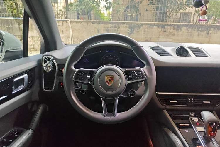 Used Porsche Cayenne E-Hybrid 2021 Cayenne E-Hybrid 2.0T