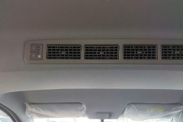 Used Wuling Hongguang New Energy 2025 Extended-Range Hybrid 50KM Comfort Version Headliner