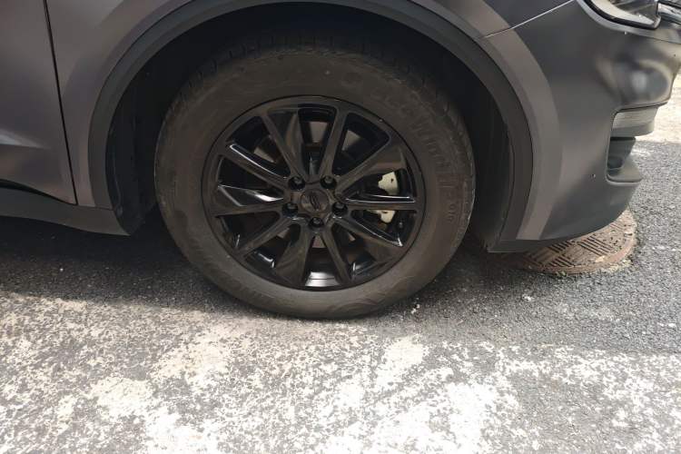 Used Geely Auto Jiajie 2021 1.8TD DCT Comfort Model Right Front Wheel Hub