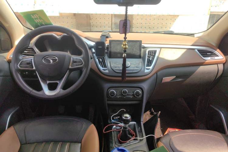 Used Soueast DX7 2017 1.5T Manual Triumph Edition
