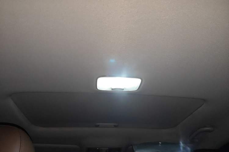 Used Kia Sportage R 2012 2.0L Automatic Two-Wheel Drive GLS
