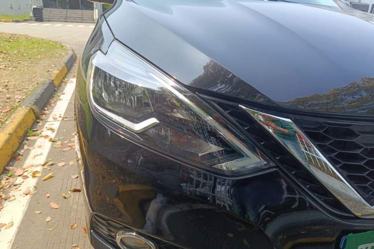 Used Nissan Sylphy 2019 Classic 1.6XL CVT Luxury Edition Right Front Headlight