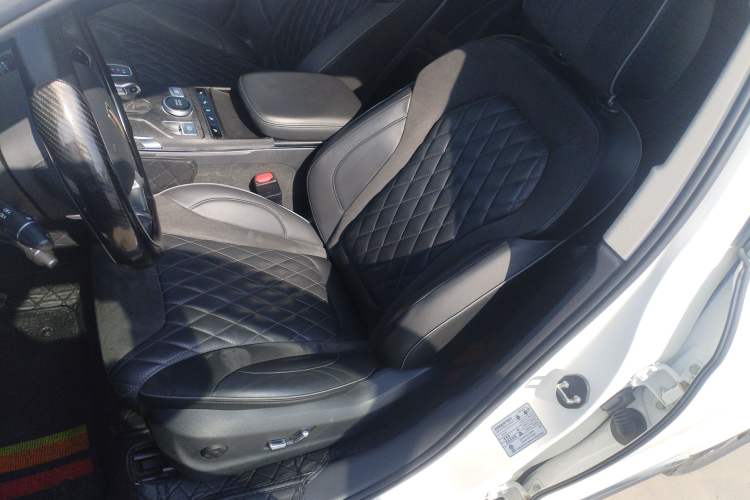 Used Hongqi HS5 2019 2.0T Smart Connect Flagship Edition
