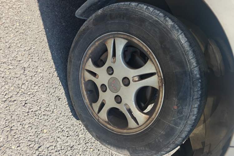 Used Wuling Rongguang 2011 1.2L Standard Version
