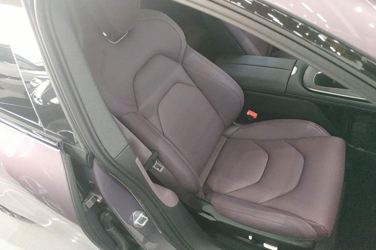 Used Xiaomi Auto SU7 2024 Rear-Drive Ultra-Long Range Advanced Pro-Level Intelligent Driving Version
