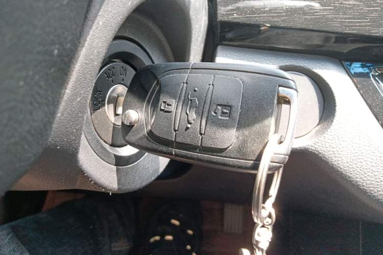 Used Baojun 310 2016 1.2L Manual Luxury Model
