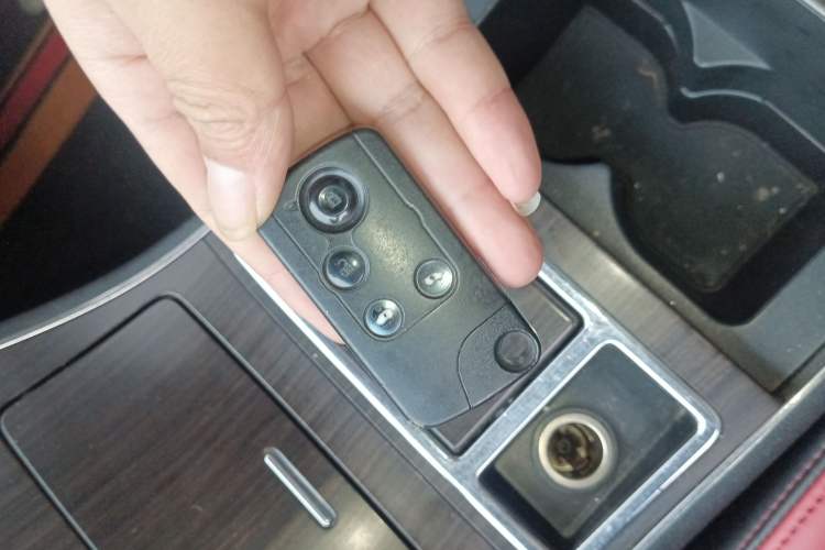 Used Honda Elysion 2012 2.4L VTi Comfort Edition Vehicle Key