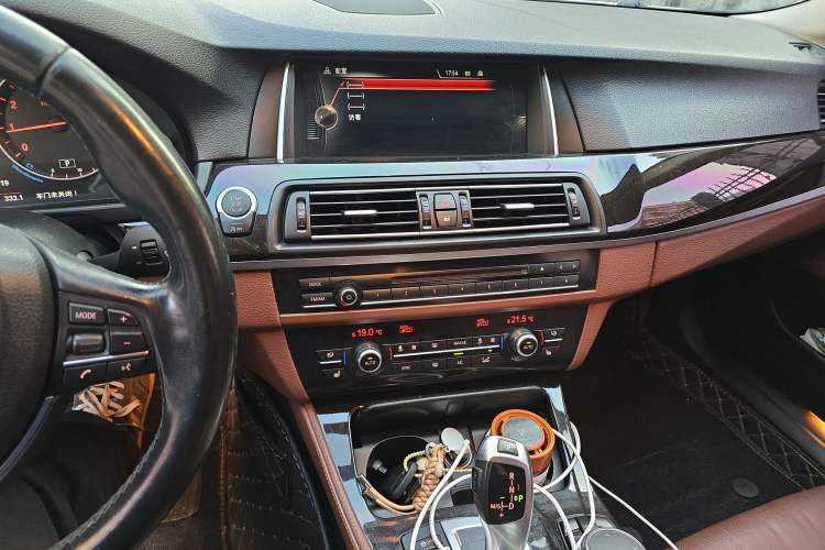 Used BMW 5 Series 2014 528Li Leading Model Audio And AC Panel