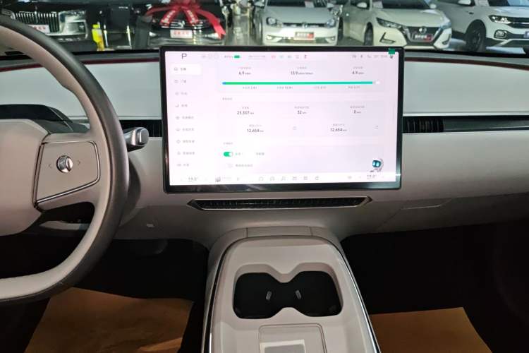 Used XPeng MONA M03 2024 620 with Ultra-Long Range
