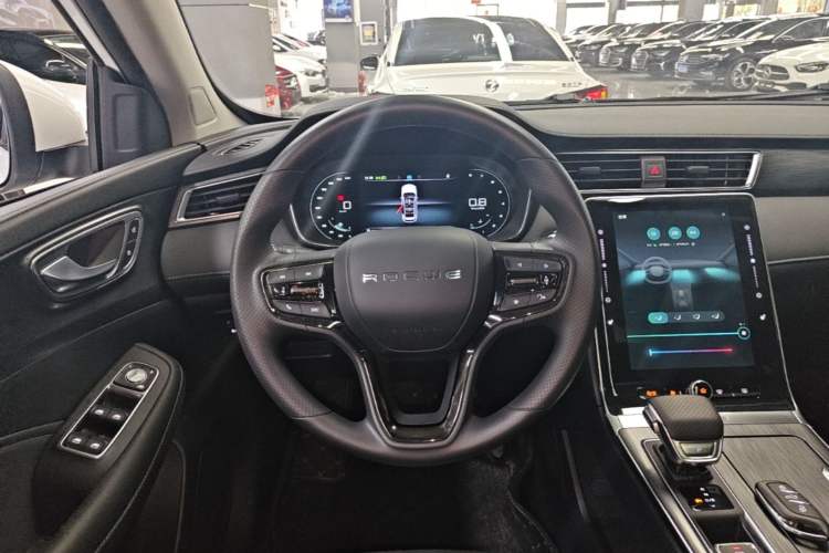 Used Roewe RX5 2025 PLUS 330TGI Automatic Trendsetting Smart Edition