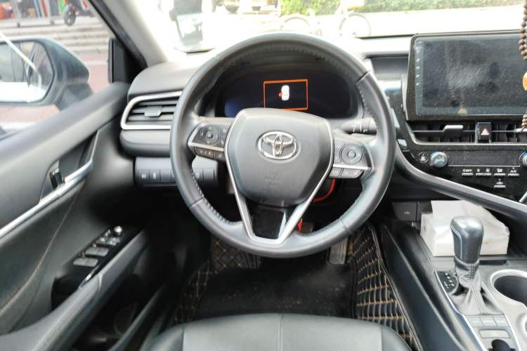 Used Toyota Camry 2021 2.5G Luxury Edition Steering Wheel
