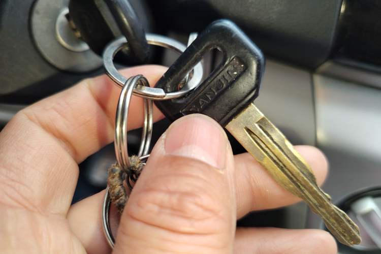 Used Changan Alsvin V3 2012 1.3L Manual Luxury Version China IV Standard