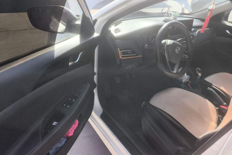 Used Changan Eado DT 2019 1.6L Manual Comfort Model China VI Standard
