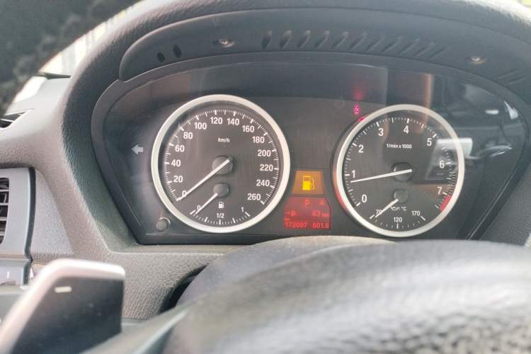 Used BMW X6 2014 xDrive35i Sport model Instrument Cluster