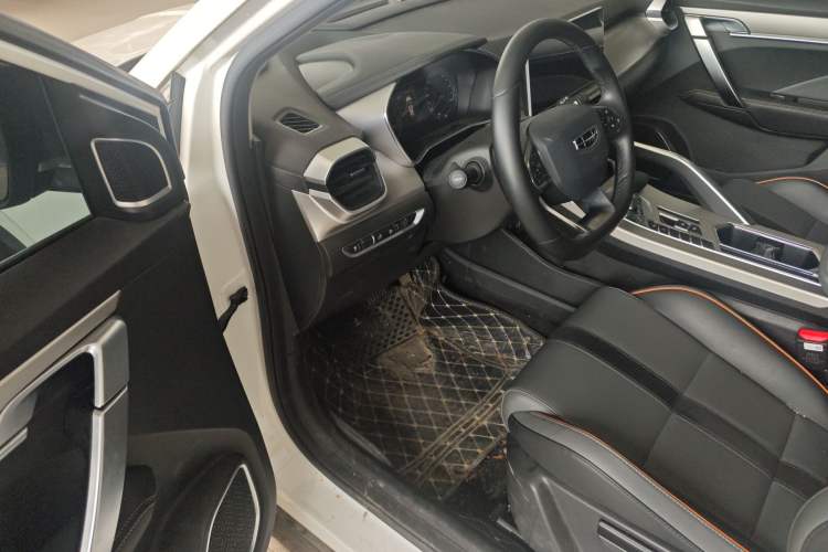 Used Geely Auto Coolray 2023 1.5T DCT Platinum Edition
