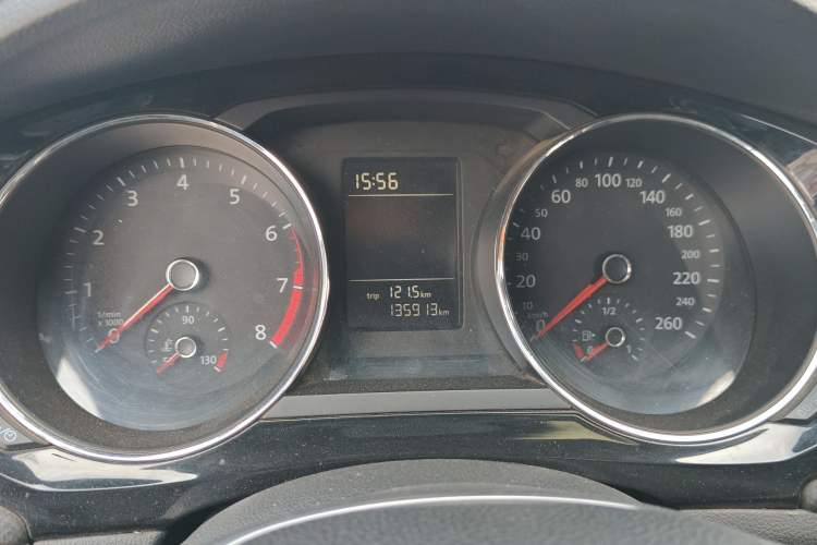 Used Volkswagen Sagitar 2015 230TSI Automatic Comfort Version