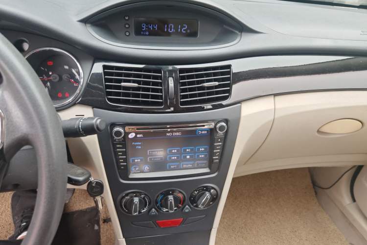 Used Dongfeng Aeolus S30 2013 1.6L Manual Zunya Model