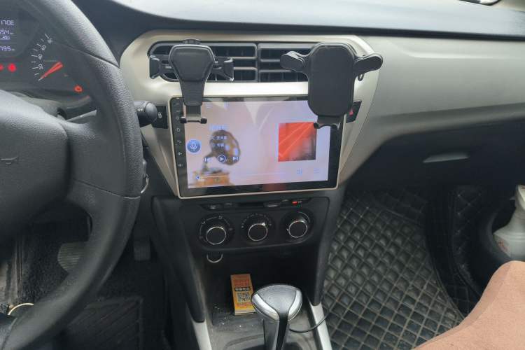 Used Citroen Elysee 2018 1.6L Automatic Fashion Model Audio And AC Panel