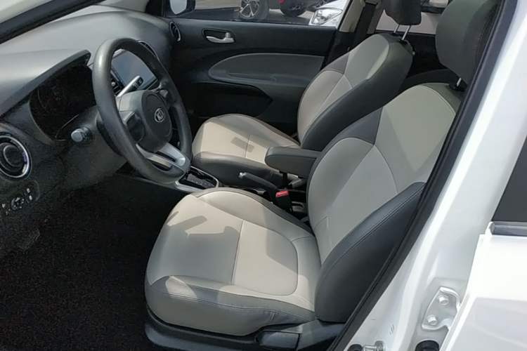 Used Kia Pegas 2017 1.4L Automatic Value Edition