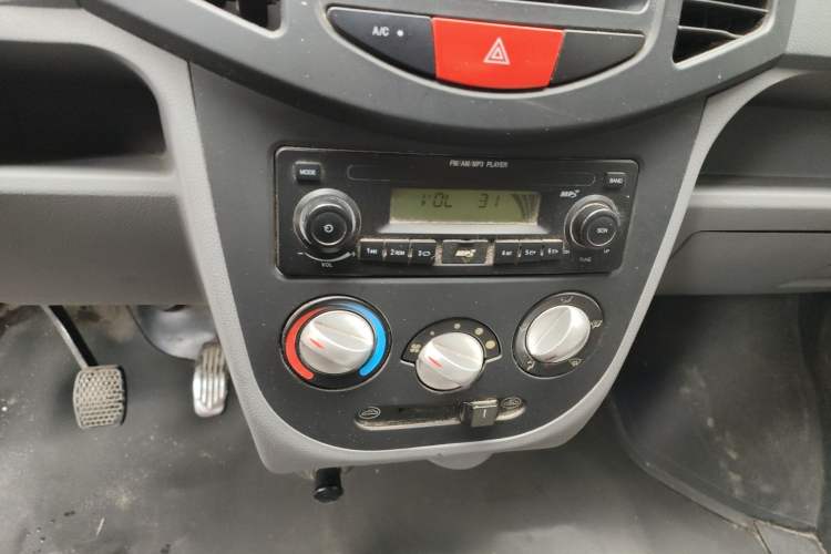 Used BAIC Weiwang 306 2011 1.3L Comfort version 7 seats