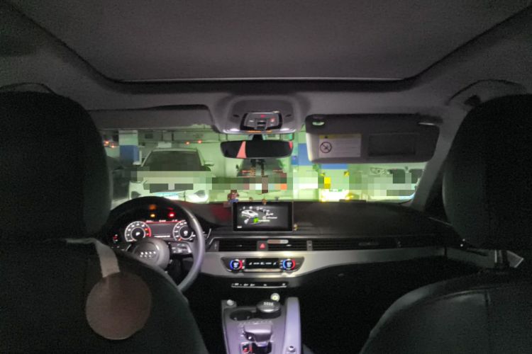 Used Audi A4L 2018 30th Anniversary Edition 40 TFSI Fashion Model
