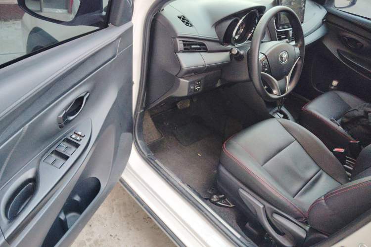 Used Toyota YARiS L Zhi Xuan 2022 X-Trail 1.5L CVT Leading PLUS Edition
