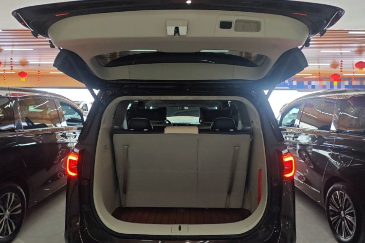 Used Buick GL8 2021 ES Landtrek 653T Comfort Edition