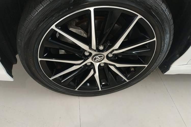 Used Toyota Camry 2021 2.0S FENGSHANG Edition
