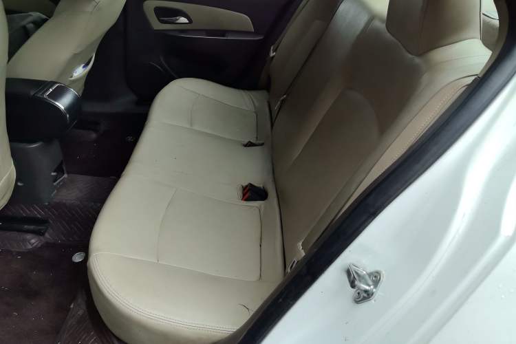 Used Chevrolet Cruze 2015 1.5L Classic SL MT
