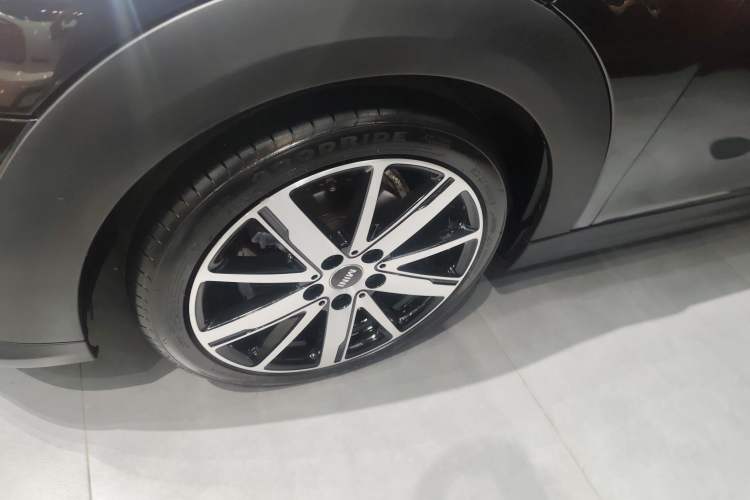 Used MINI MINI 2023 1.5T COOPER Artist