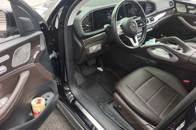 Used Mercedes-Benz GLE 2021 GLE 350 4MATIC Stylish Model Driver Seat