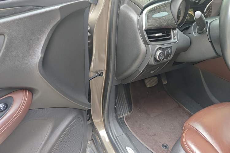 Used Buick Envision 2014 28T Four-Wheel Drive Elite Model