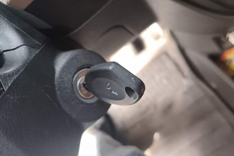 Used CHANGAN OSHAN Olisway 2015 1.2L Manual Enjoyment Model
