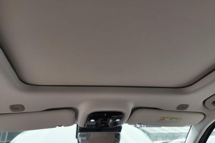 Used Chery Tiggo 8 L 2024 2.0T Two-Wheel Drive Prestige Version 5 Seats