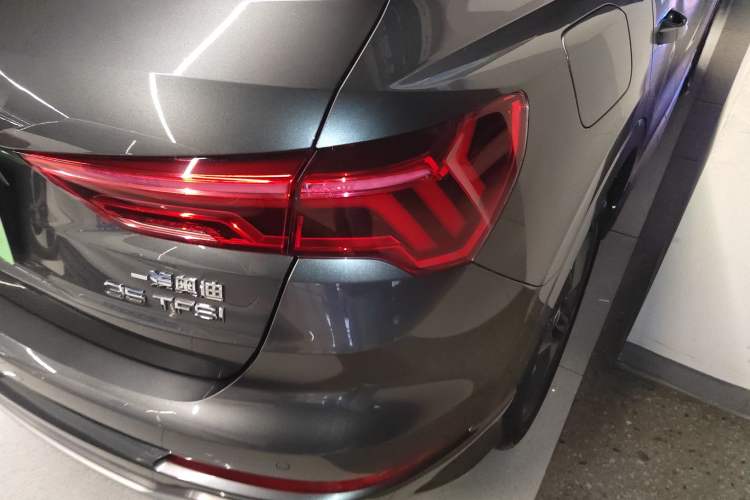 Used Audi Q3 2020 35 TFSI Fashion Dynamic Model Exterior 3