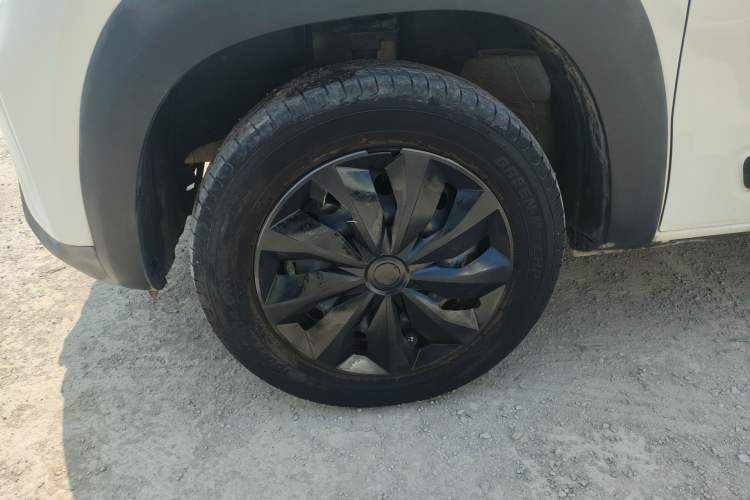 Used Dongfeng NAMMI EX1 2021 Zhi Ling Version Left Front Wheel Hub