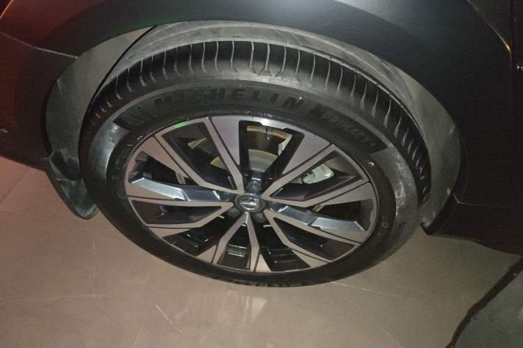 Used Volvo V90 2024 Cross Country B5 AWD Smart Range Edition