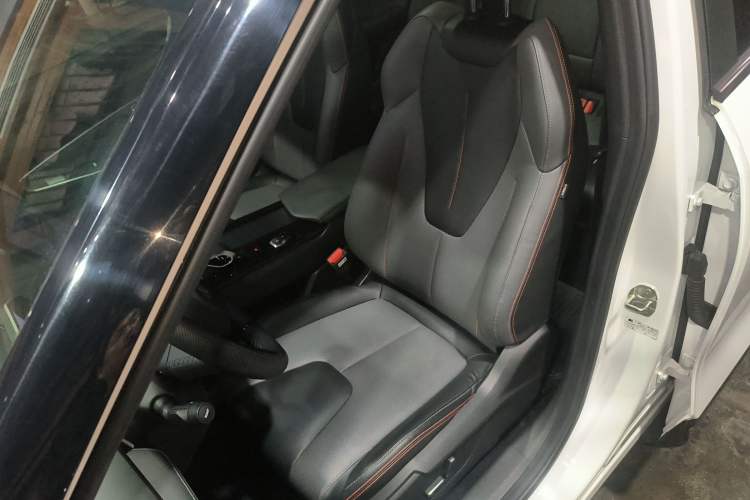 Used Geely Auto Emgrand X7 Sport 2023 Boyue COOL 1.5TD Smart Model Left Front Seat