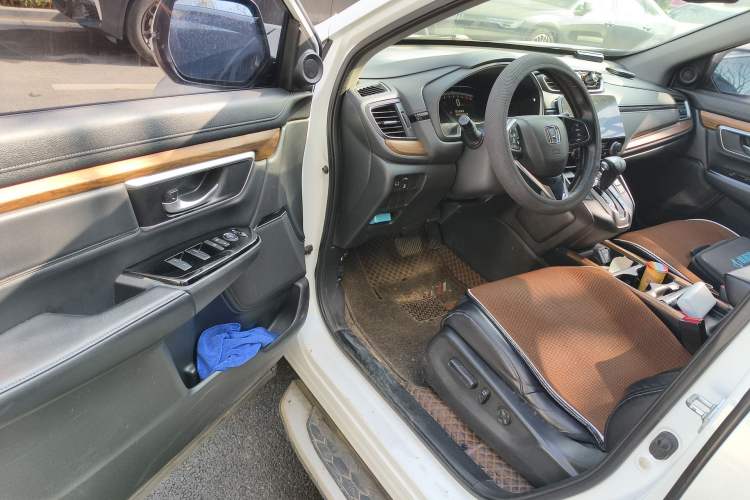 Used Honda CR-V 2017 240TURBO CVT Front-Wheel Drive Fashion Edition
