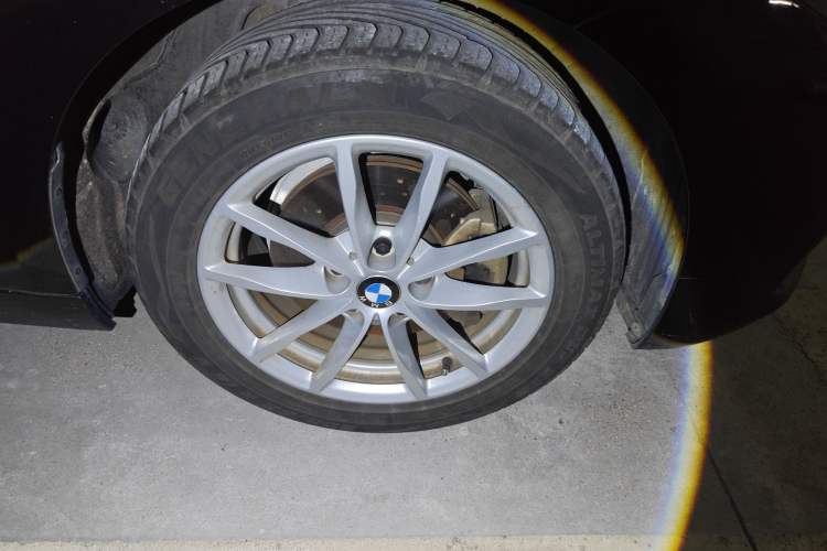 Used BMW 1 Series 2018 118i Fashion Model Right Front Wheel Hub